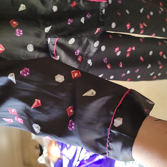 VS SILK PJS - Picture 4 of 5